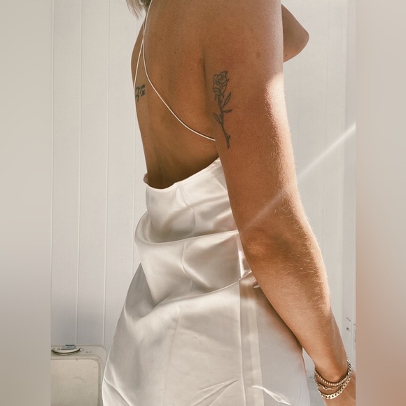 Creamy Slip Dress - Picture 4 of 5